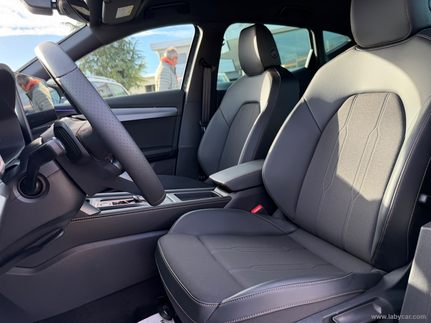 CUPRA Formentor 1.5 e-Hybrid DSG Business - Immagine 12