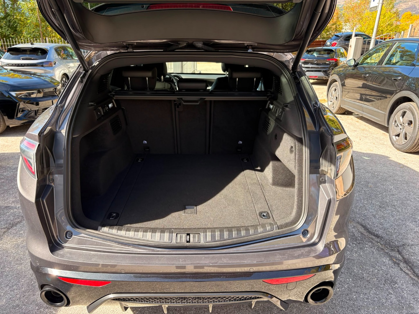 Alfa Romeo Stelvio 2.2 T.diesel 210CV AT8 Q4 Veloce - Immagine 12