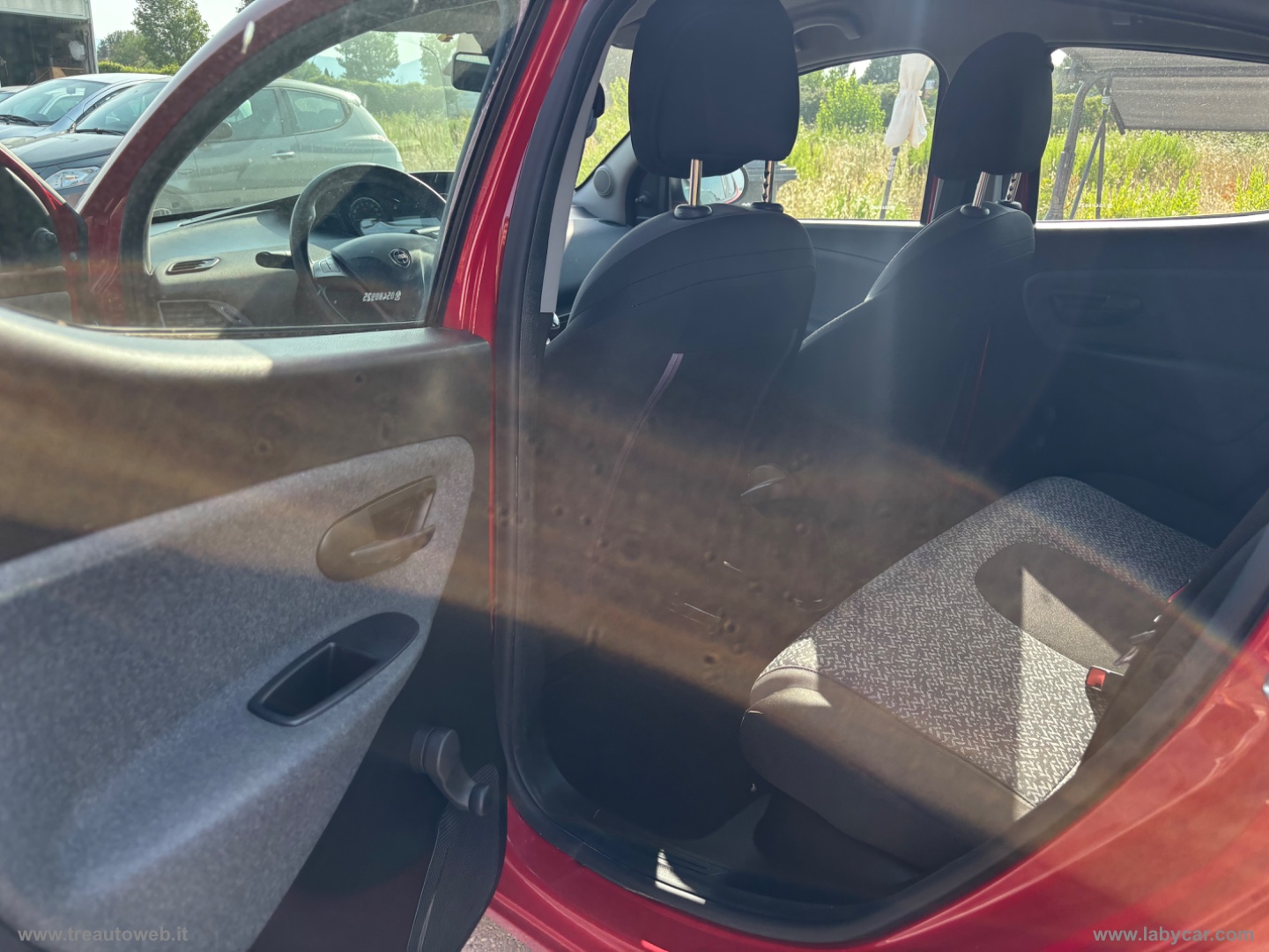 Ypsilon 1.2 69 CV 5p. S&S Elefantino Blu - immagine 12