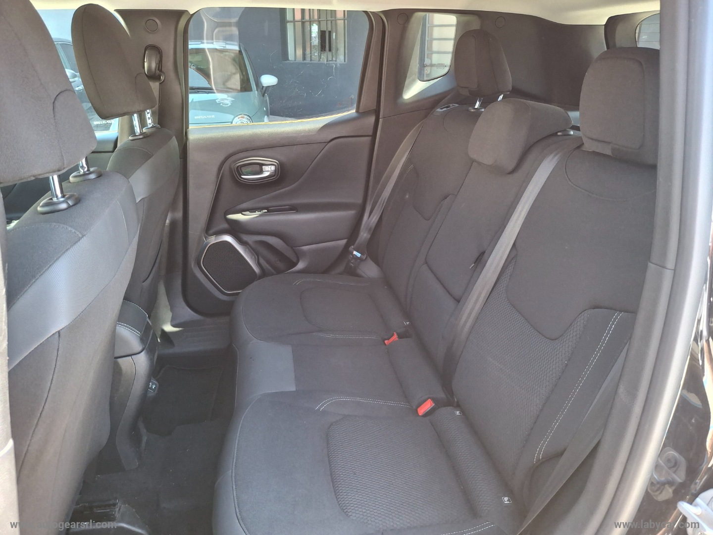 Renegade 2.0 Mjt 140CV 4WD Limited 35.000KM 2019 - immagine 12