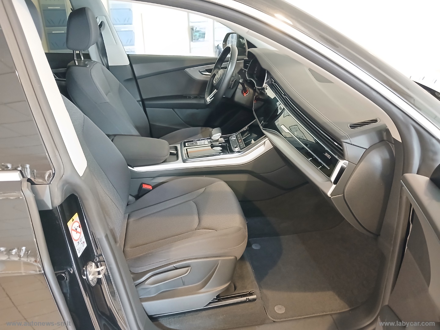 Q8 50 TDI 286 CV quattro tiptronic Sport PARI AL NUOVO - immagine 12
