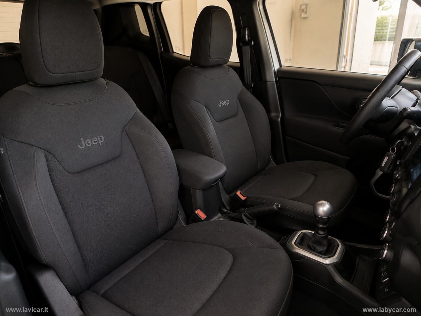 Renegade 1.6 Mjt 120CV Longitude - immagine 12