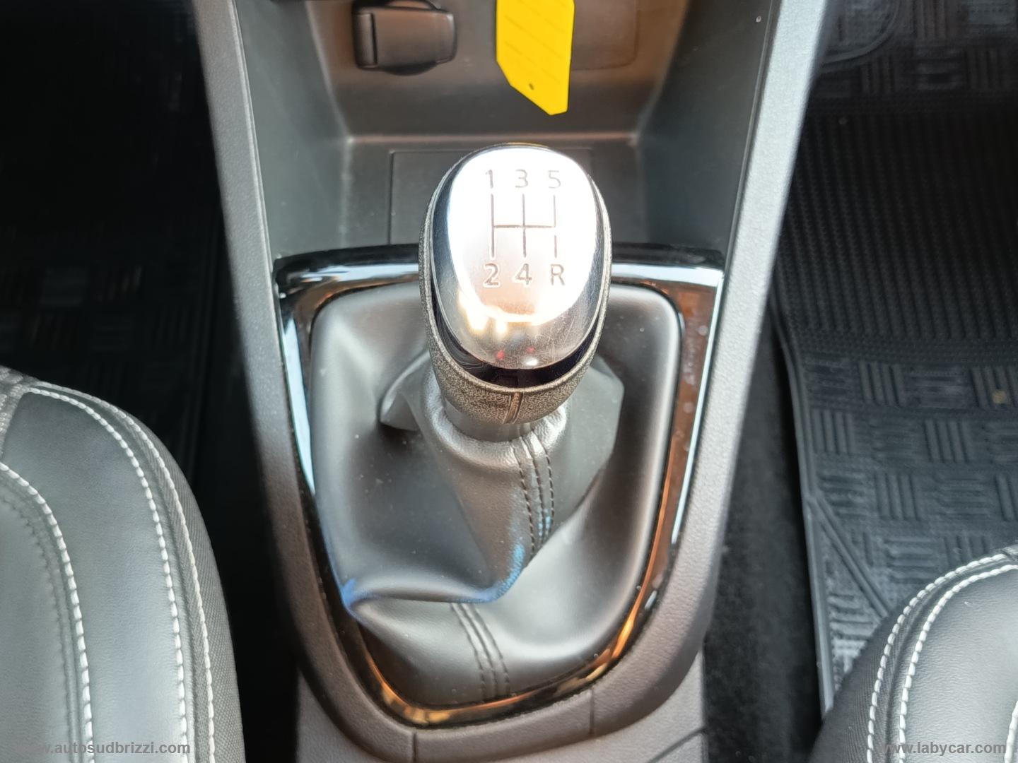 Clio TCe 12V 90 CV S&S 5p. Energy Duel - immagine 12