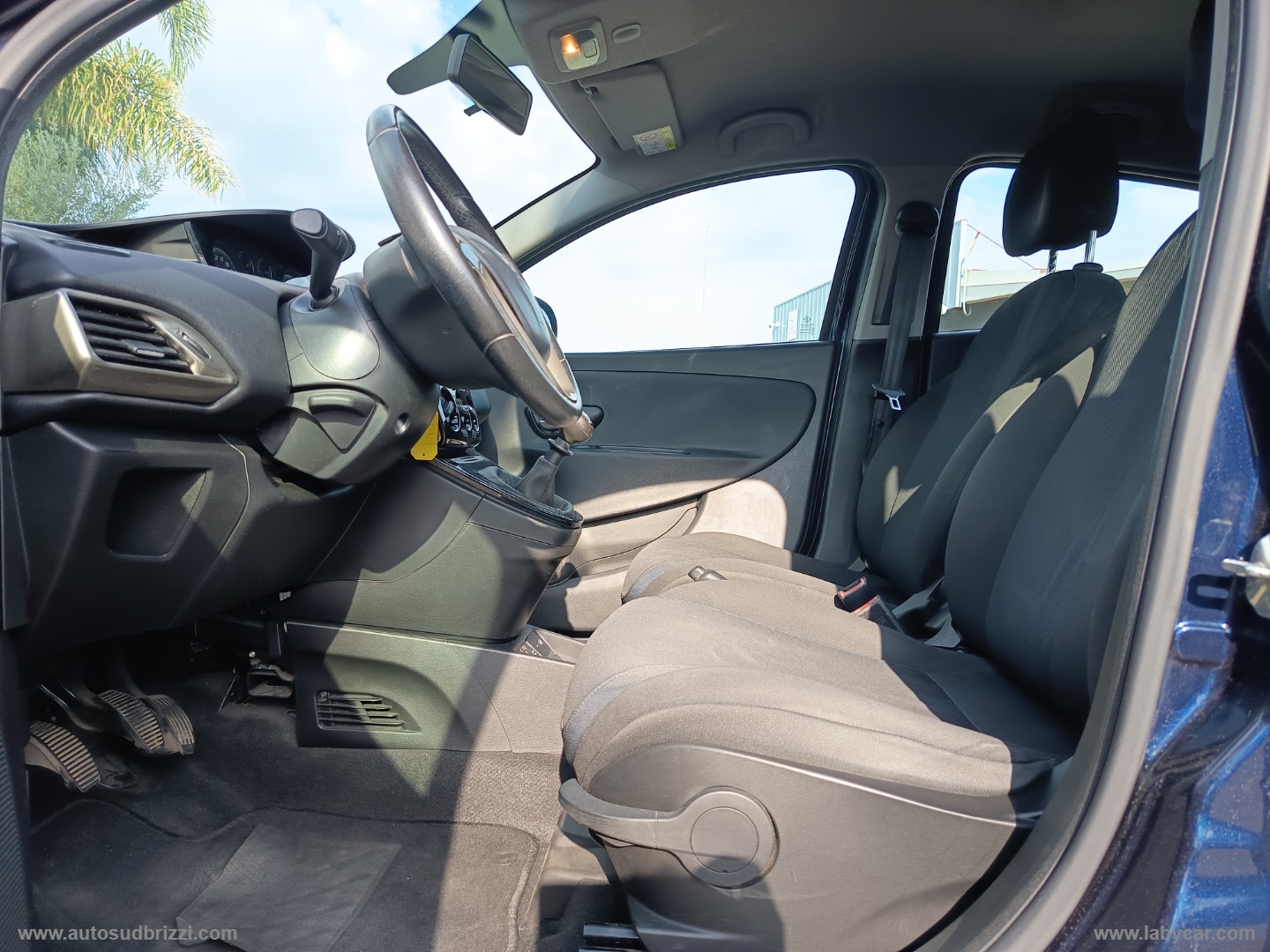Ypsilon 1.2 69 CV 5p. S&S Gold - immagine 12
