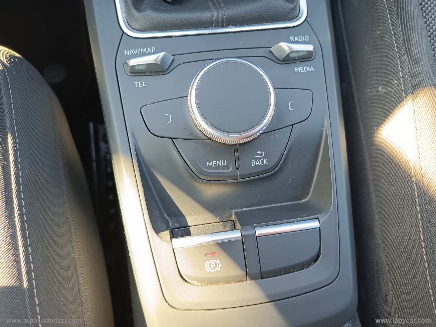 Q2 30 TDI Admired - immagine 12