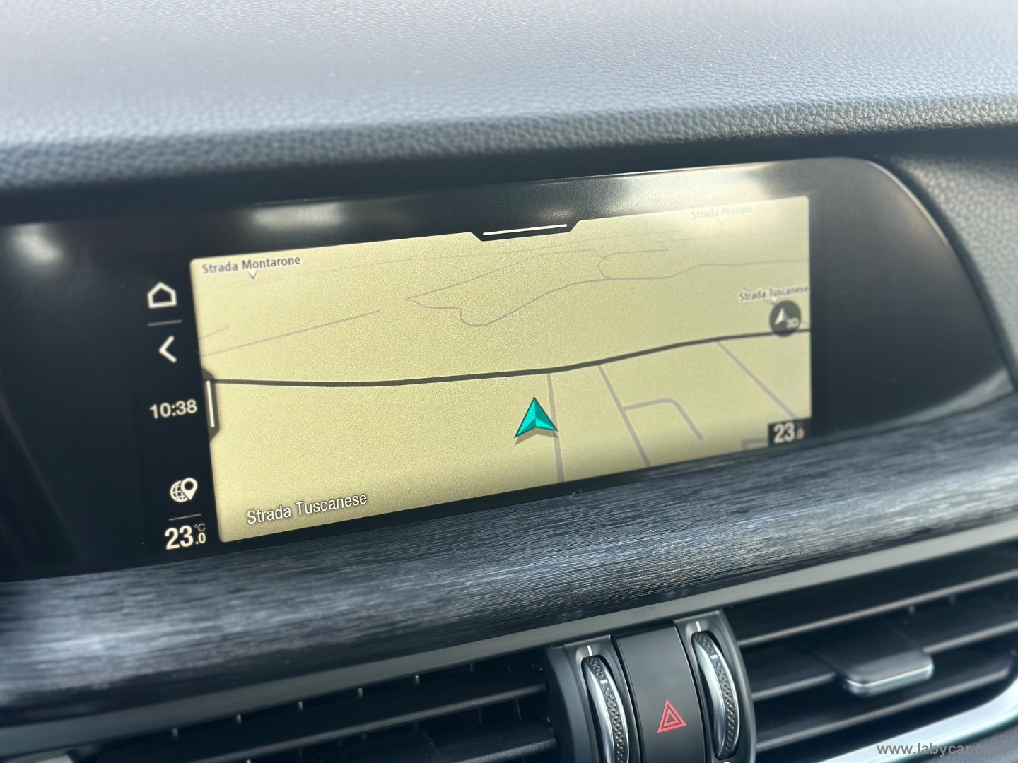 Stelvio 2.2 T.diesel 190 CV AT8 Q4 Bus. - immagine 12