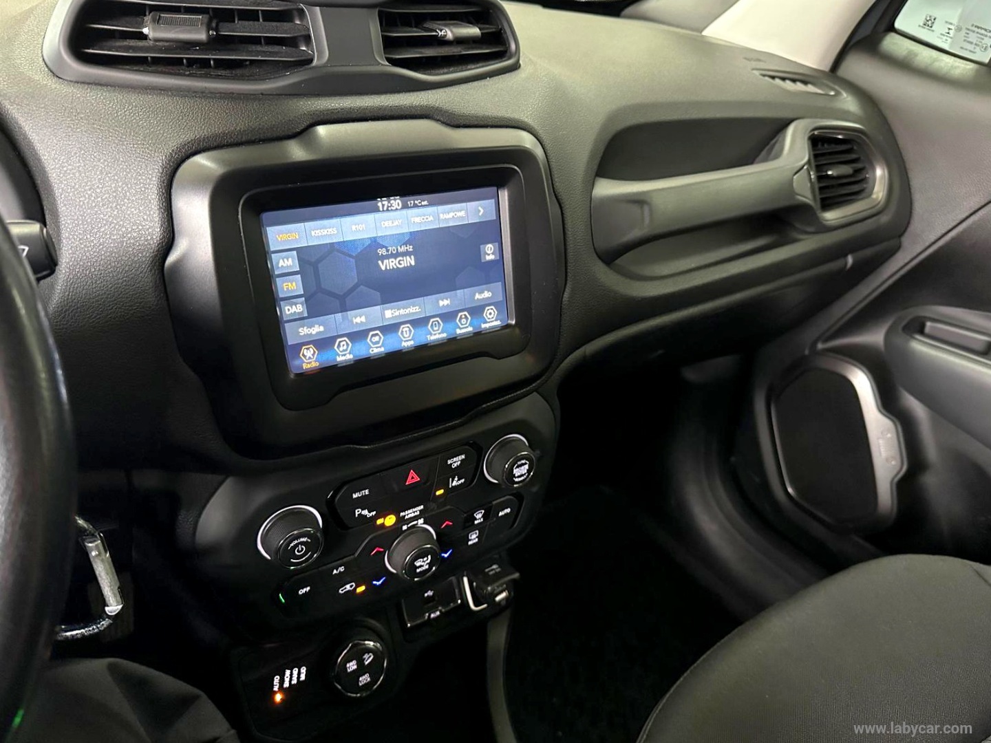 Renegade 2.0 Mjt 140CV 4WD AUTOM Limited - immagine 12