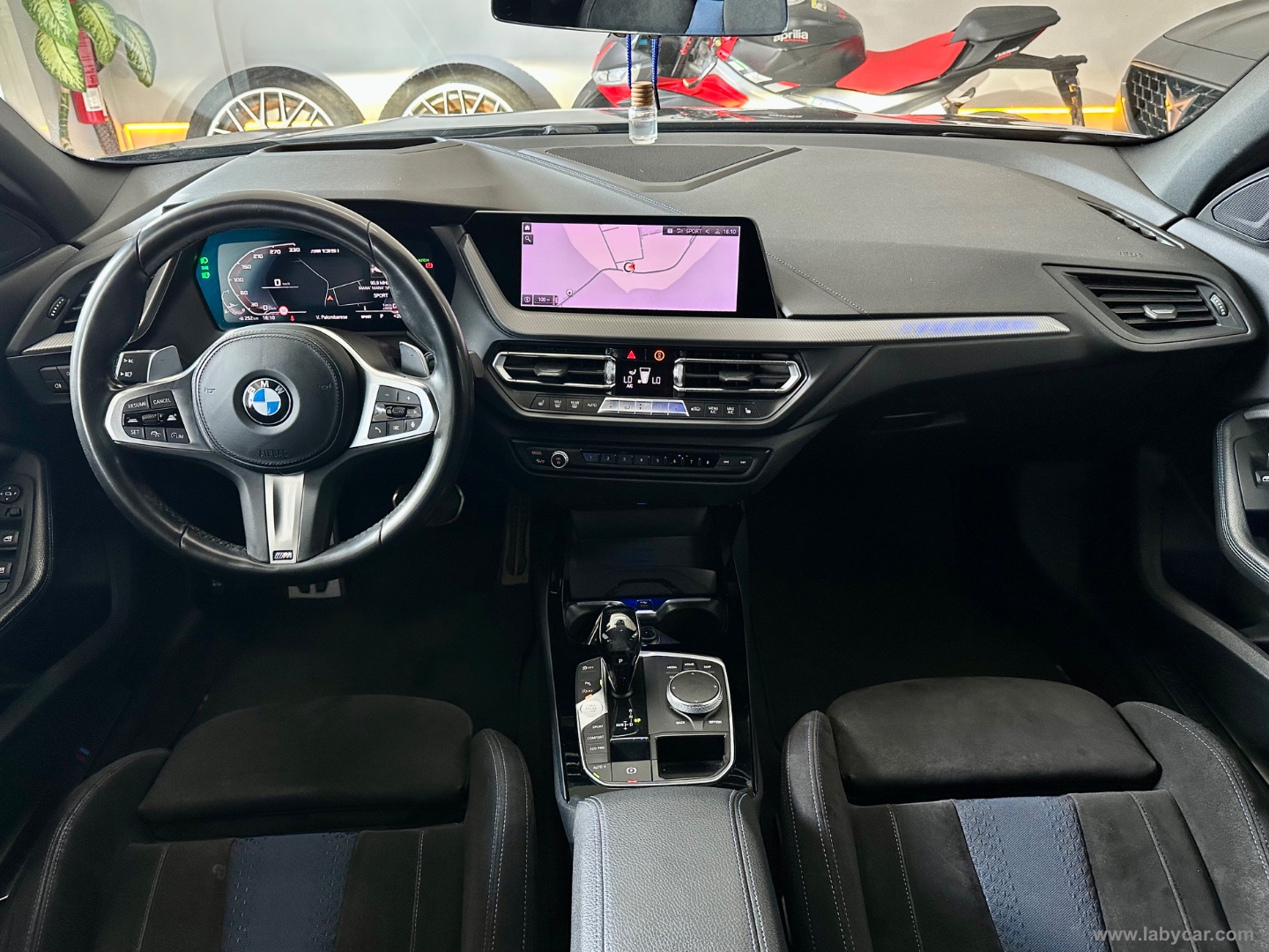 M 135i xDrive - immagine 12