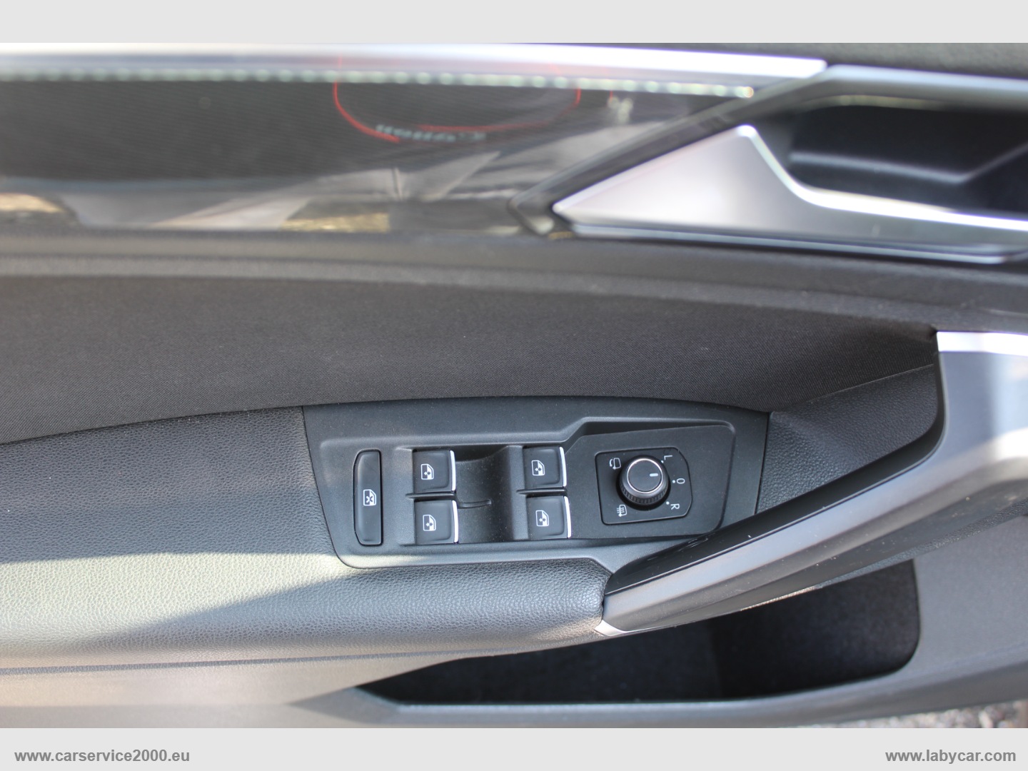 Tiguan 2.0 TDI DSG 4MOTION Advanced BMT - immagine 12