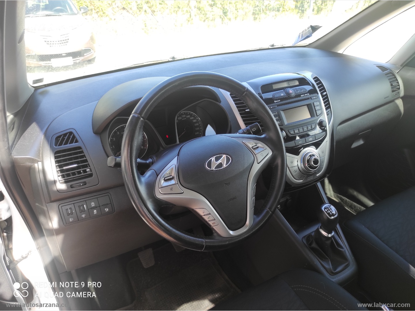 ix20 1.4 90 CV Comfort - immagine 12