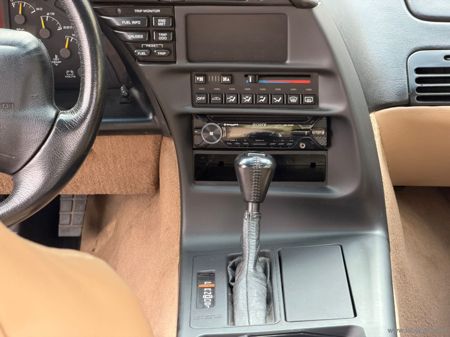 Corvette C4 5.7 V8 Coupé ASI–TETTO ASPORTABILE - immagine 12
