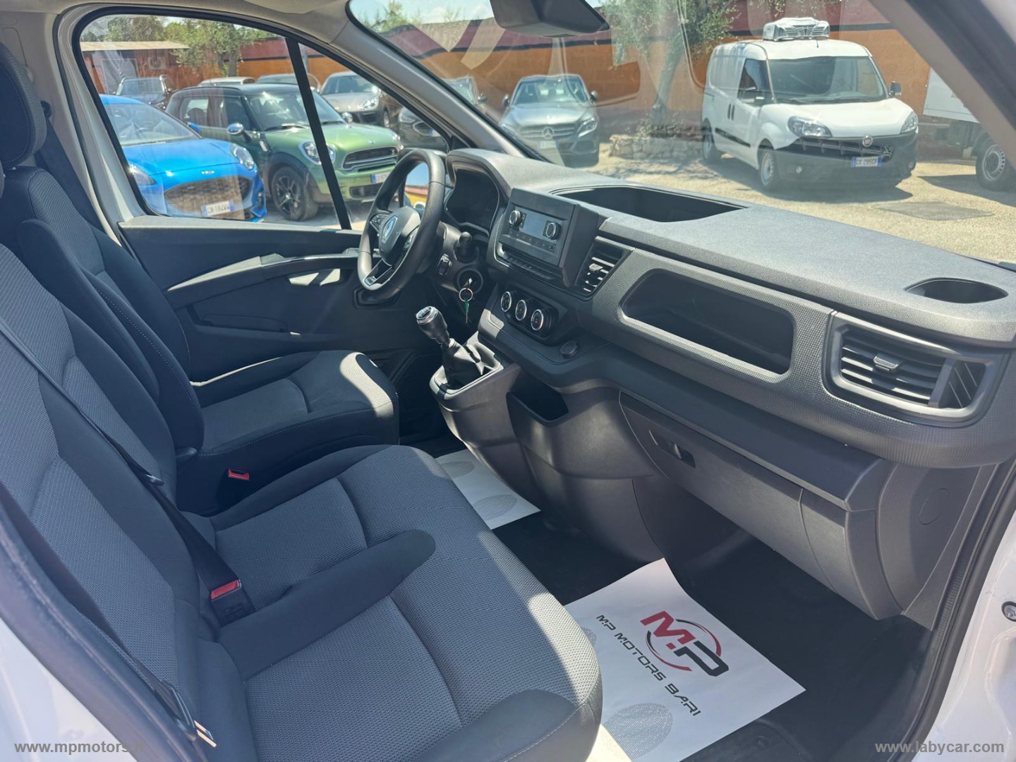 TRAFIC L2 H1 2.0 dCi 110CV - immagine 12