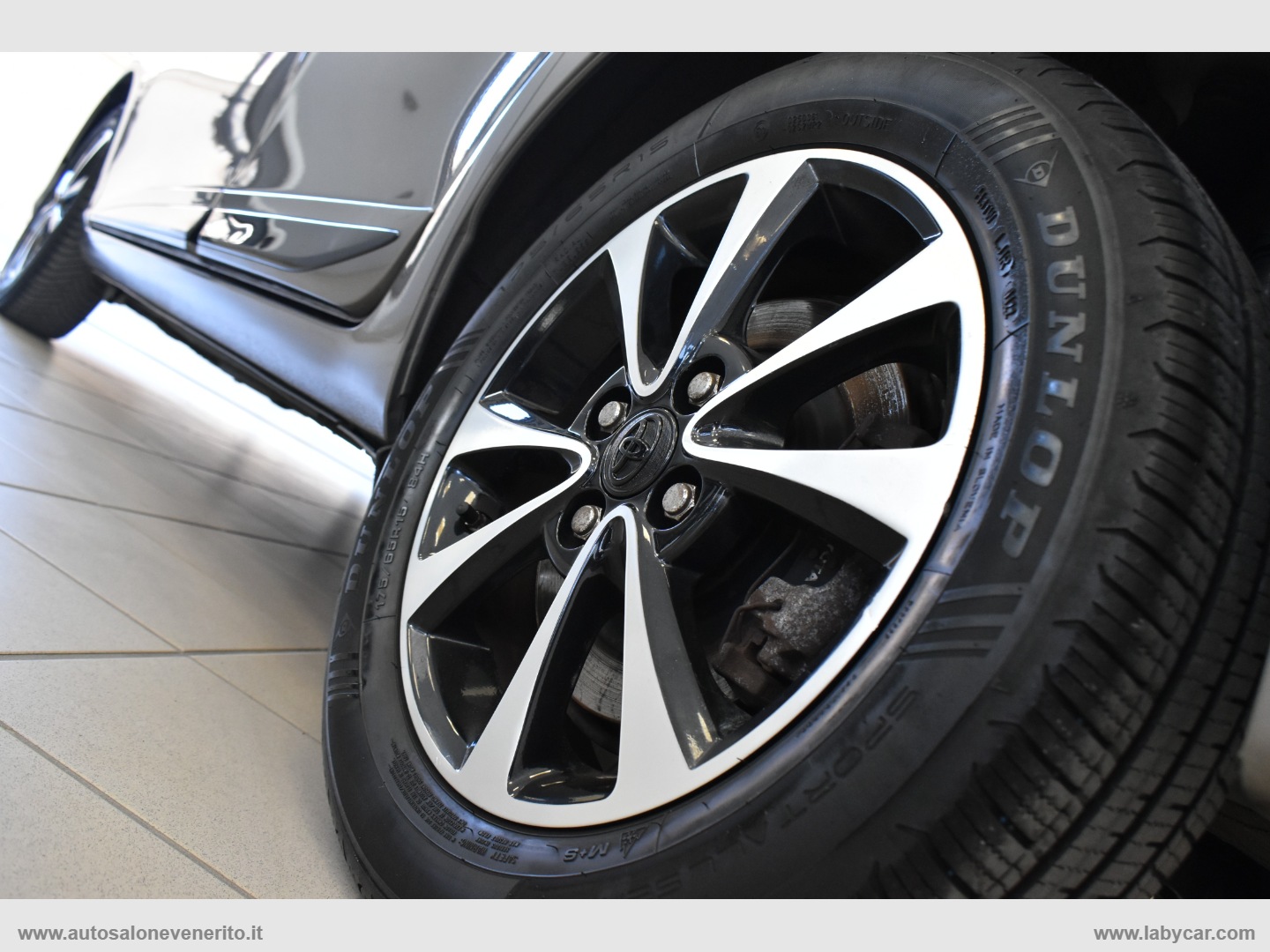 Yaris 1.5 Hybrid 5p. Active - immagine 12