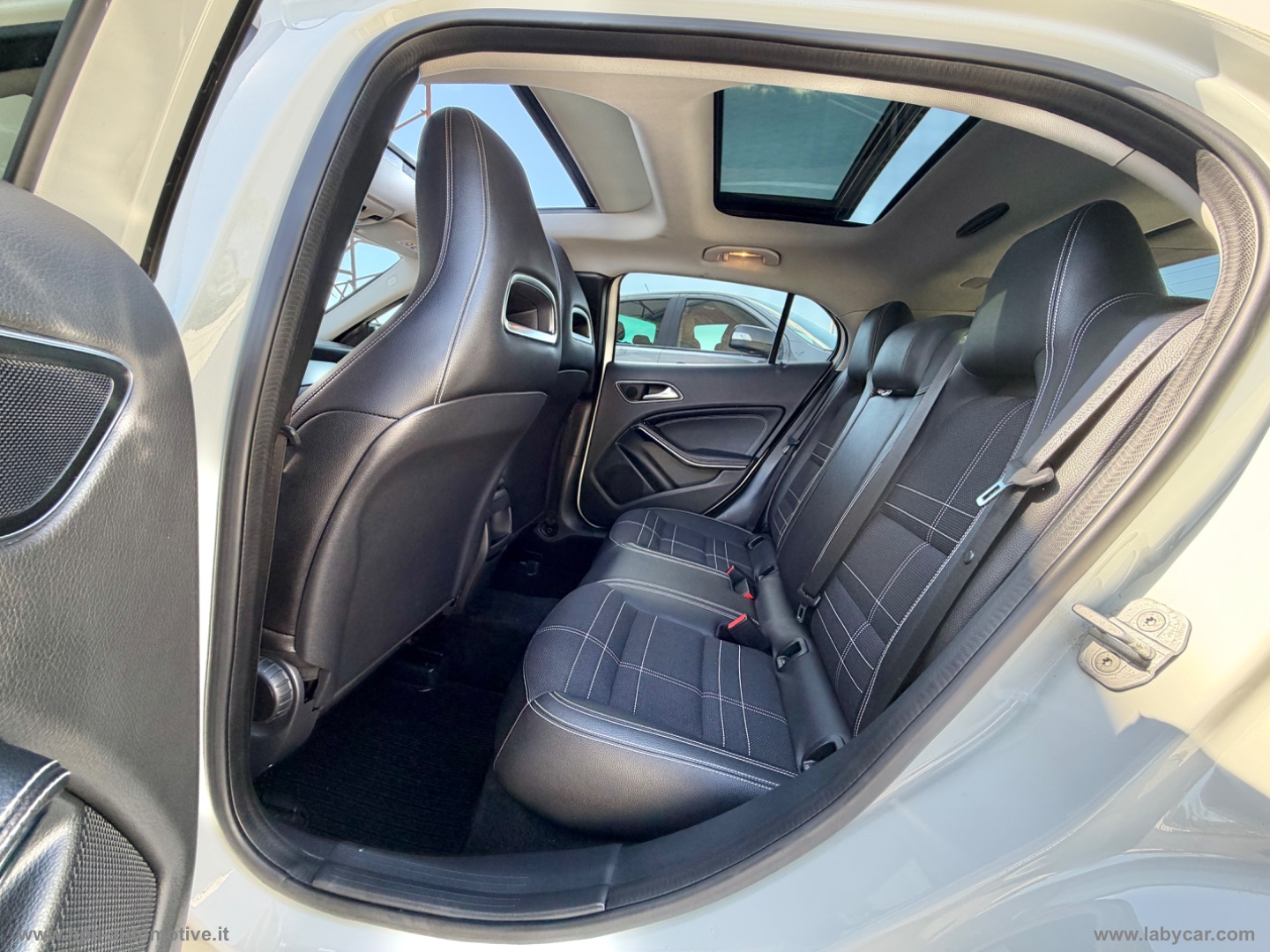 GLA 220d Automatic 4Matic Sport TETTO LED PELLE NAVI - immagine 12