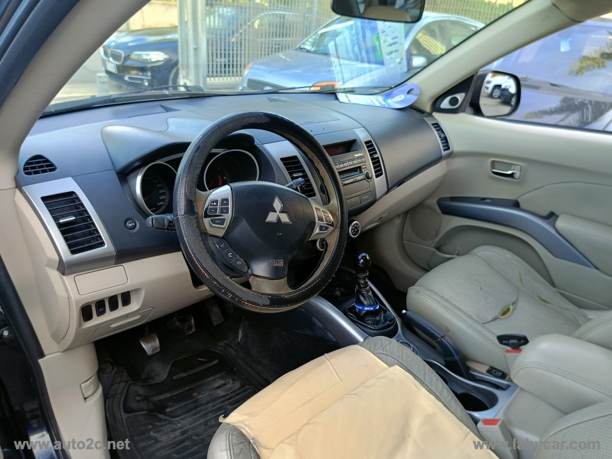 Outlander 2.0 DI-D Intense DPF - immagine 12