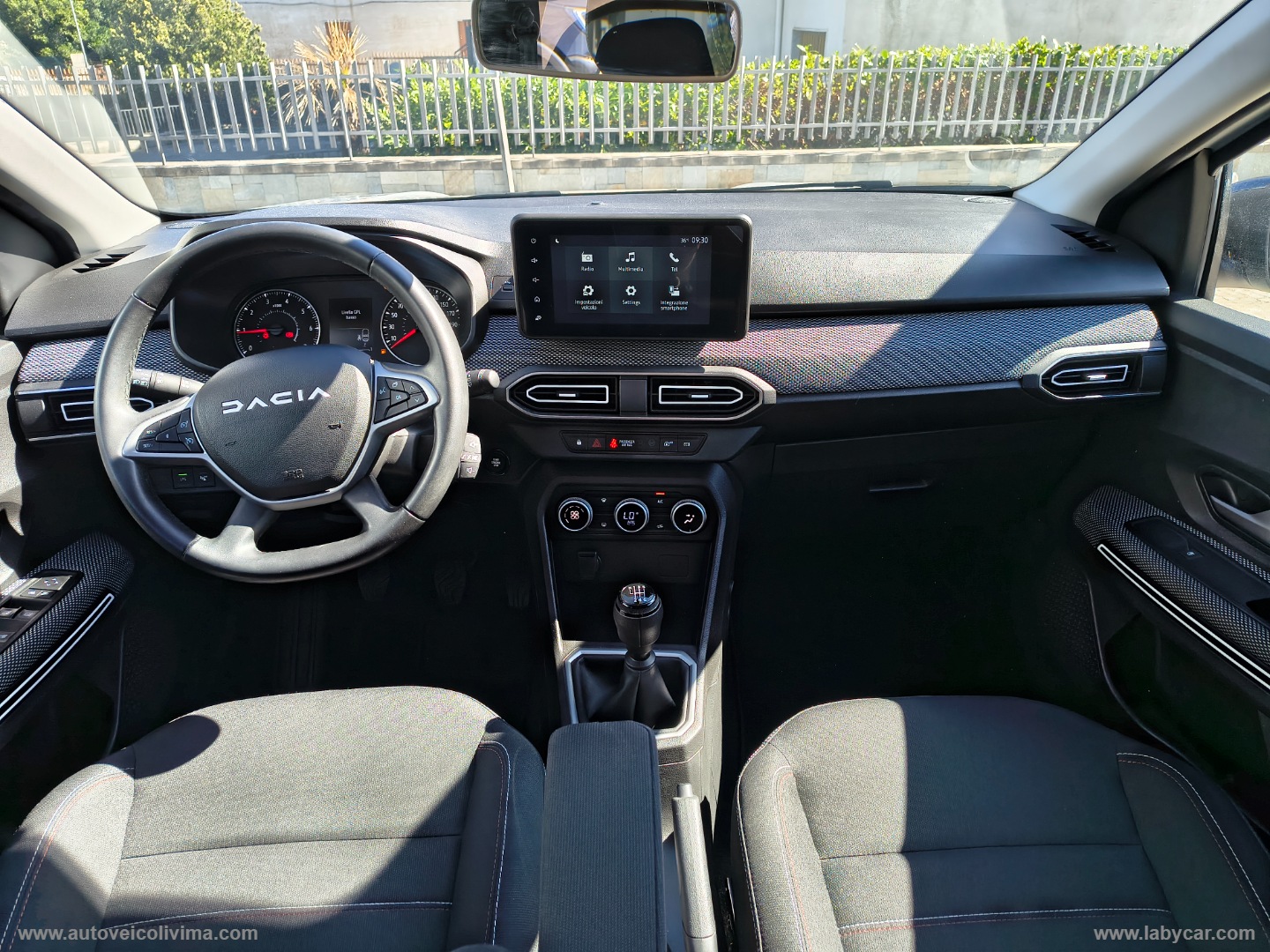 Jogger 1.0 TCe GPL 100CV 5 posti Extreme - immagine 12