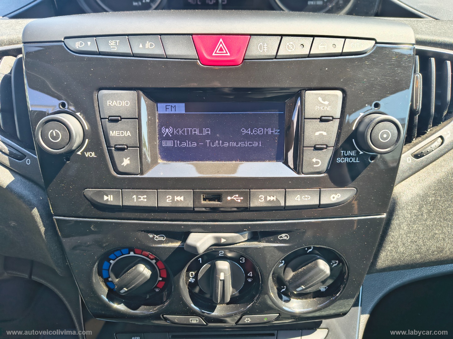 Ypsilon 1.2 69 CV 5p. S&S Elefantino Blu - immagine 12