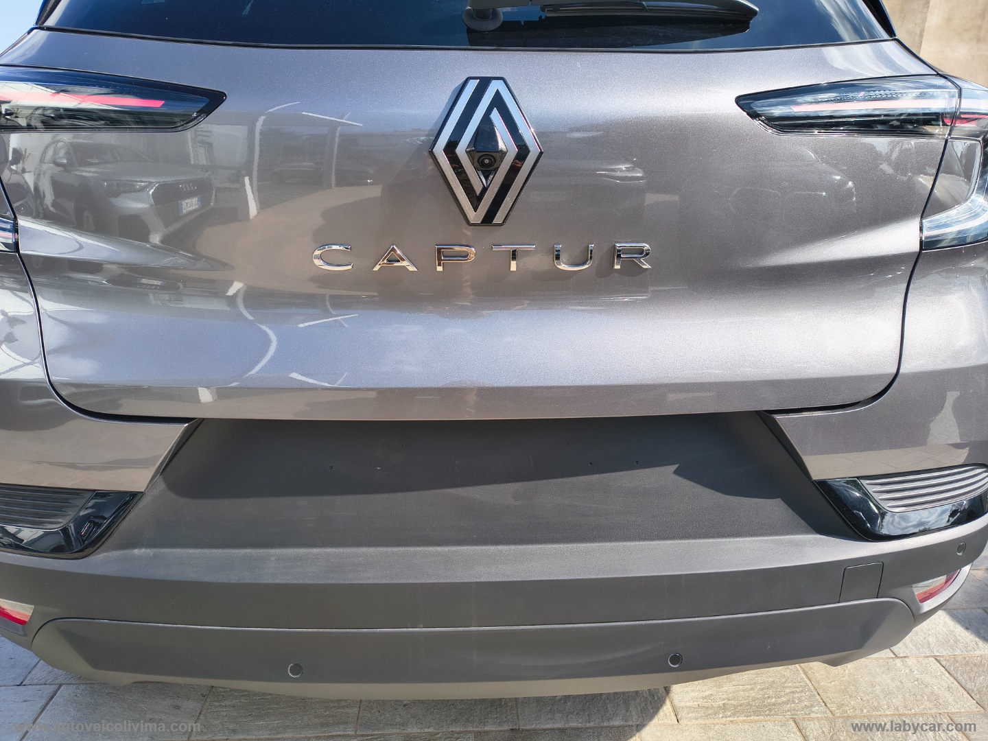Captur Eco-G 120 CV Techno KM 0 ITALIA - immagine 12