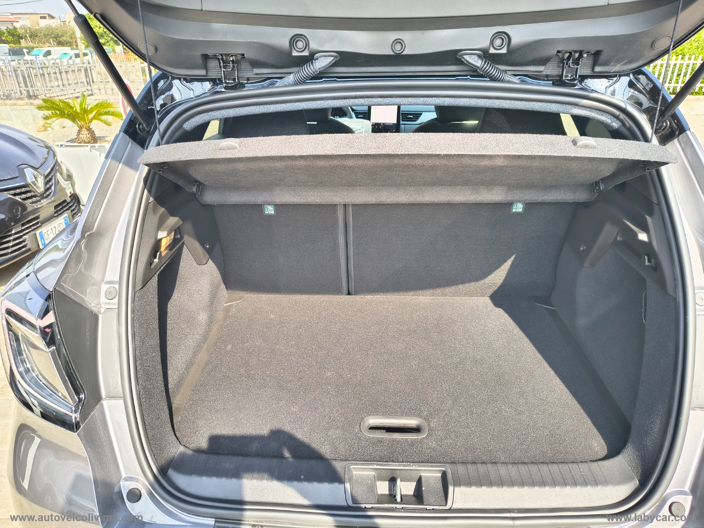 Captur Eco-G 120 CV Techno - immagine 12