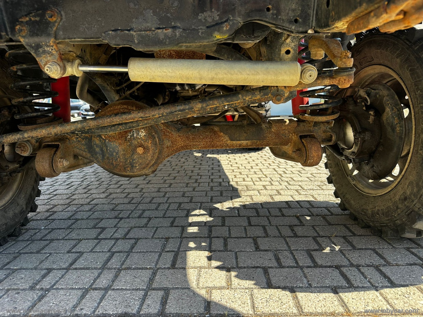 Land Cruiser II 2.4 TD SW LJ70 - immagine 12