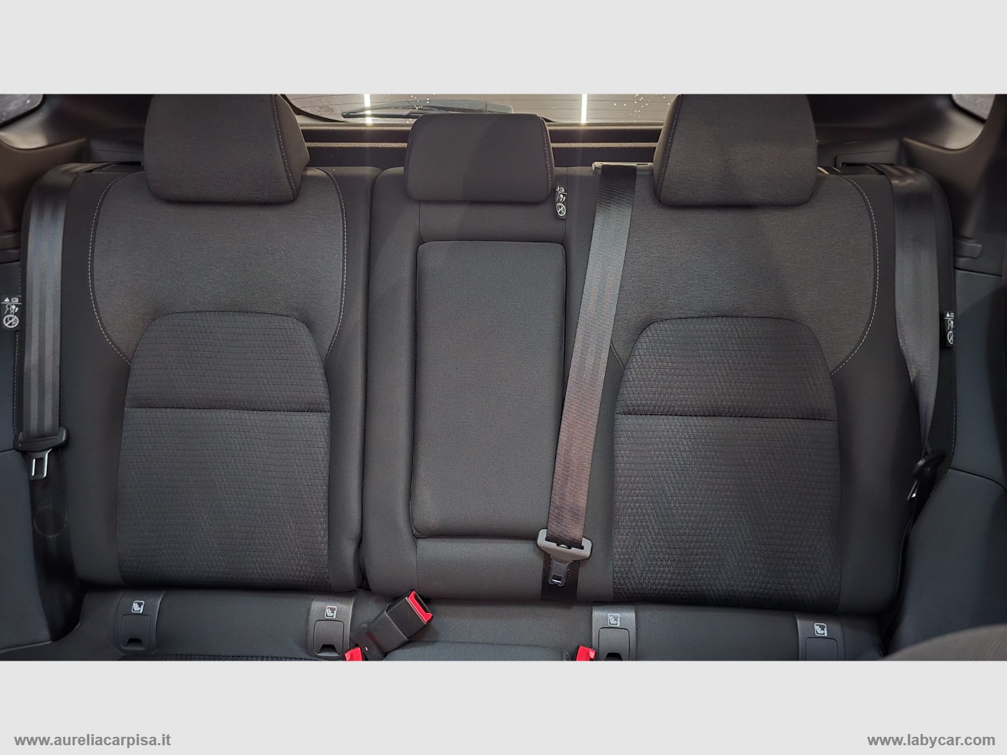 Qashqai MHEV 140 CV N-Connecta - immagine 12