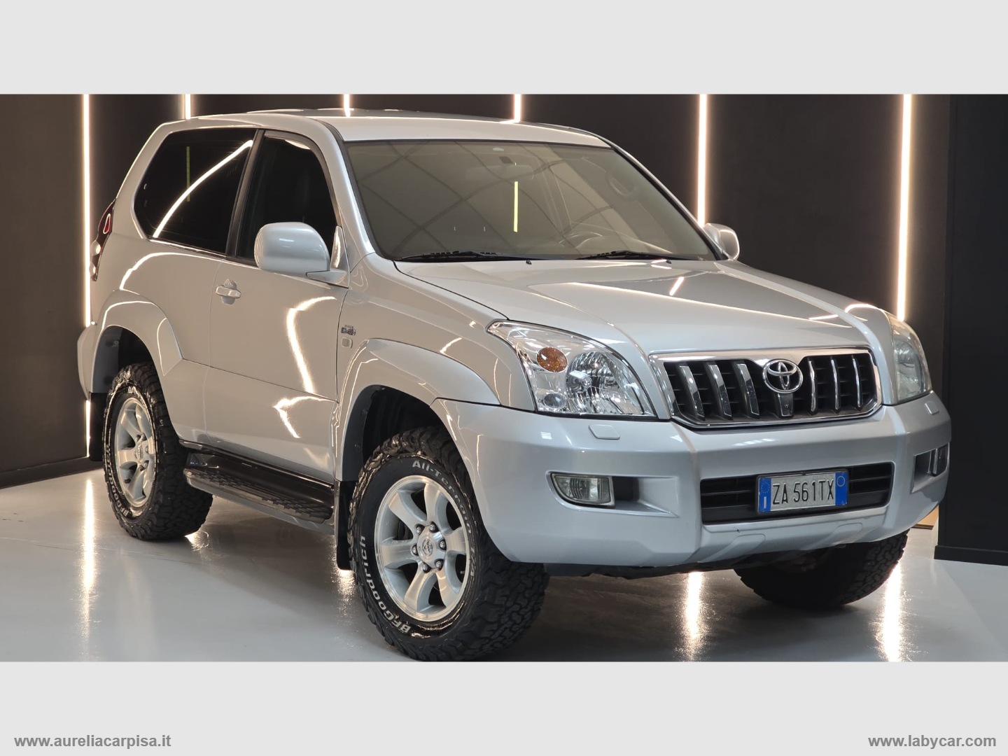 Land Cruiser 3.0 D-4D 16V 3p. aut. Exec. - immagine 12