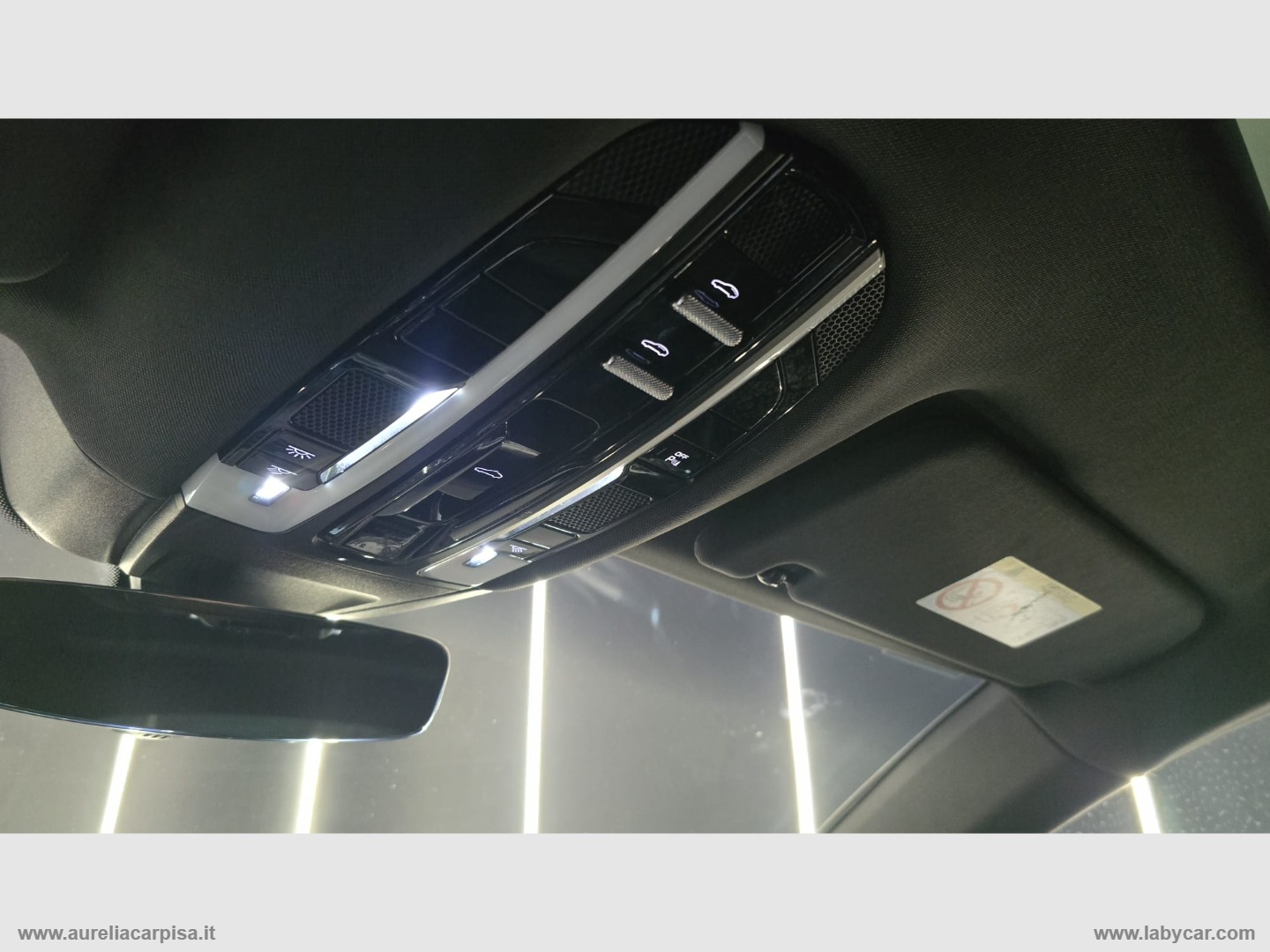 Panamera 4 Executive - immagine 12
