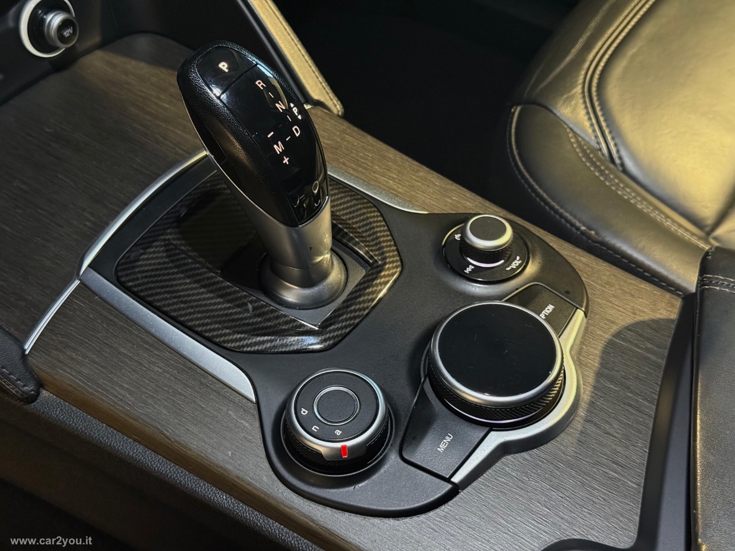 Stelvio 2.2 T.diesel 210 CV AT8 Q4 Exec. - immagine 12