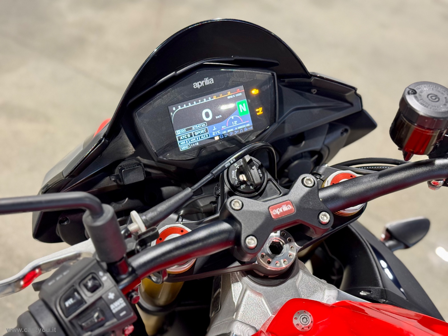 Tuono V4 1100 RR - immagine 12