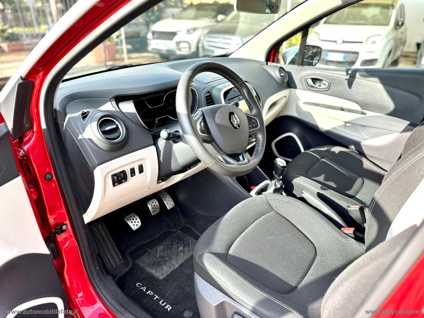 Captur dCi 8V 110 CV S&S Energy Zen DIESEL 39.000 KM - immagine 12