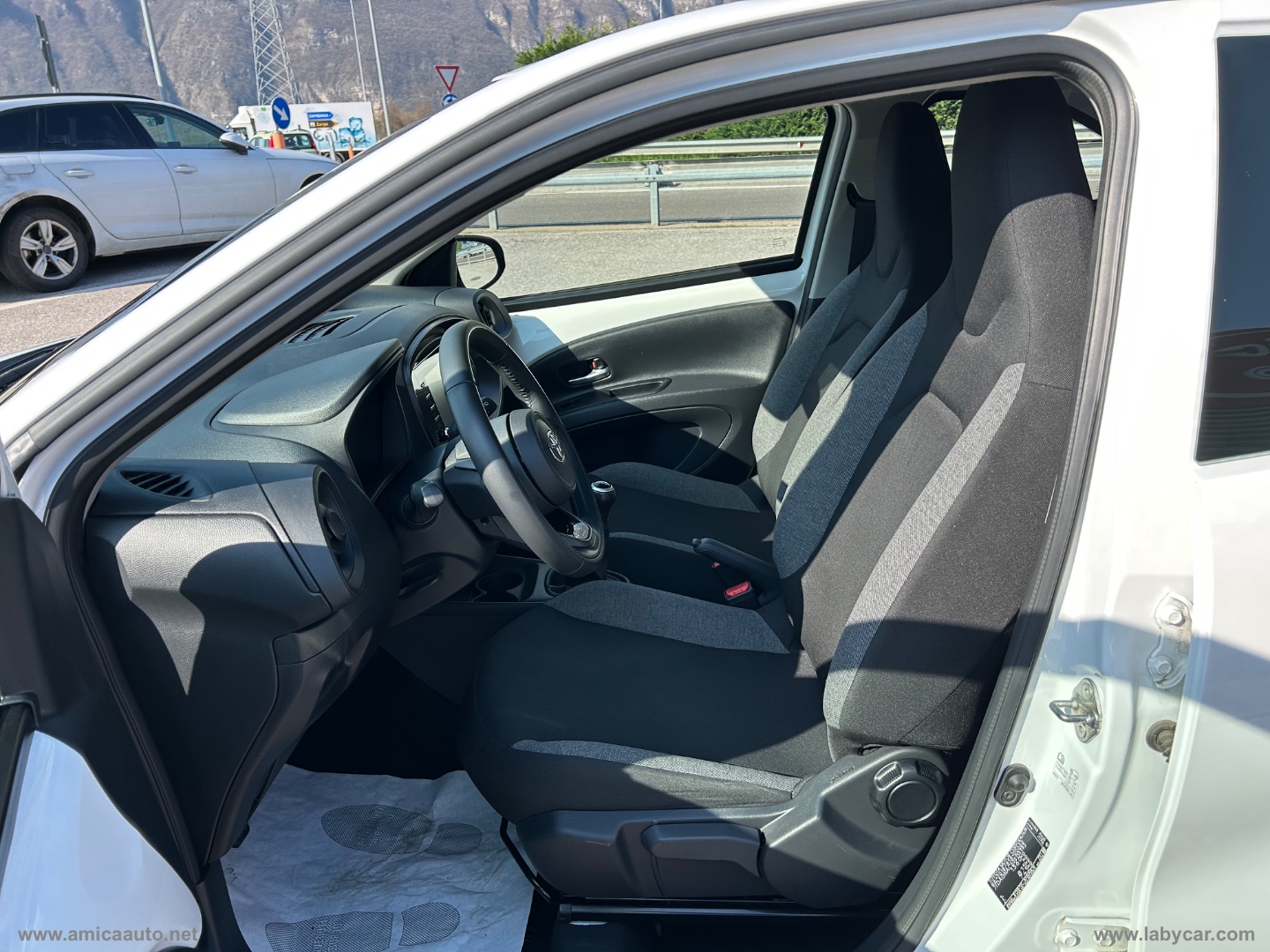 Aygo X 1.0 VVT-i 72 CV 5p. TREND - immagine 12