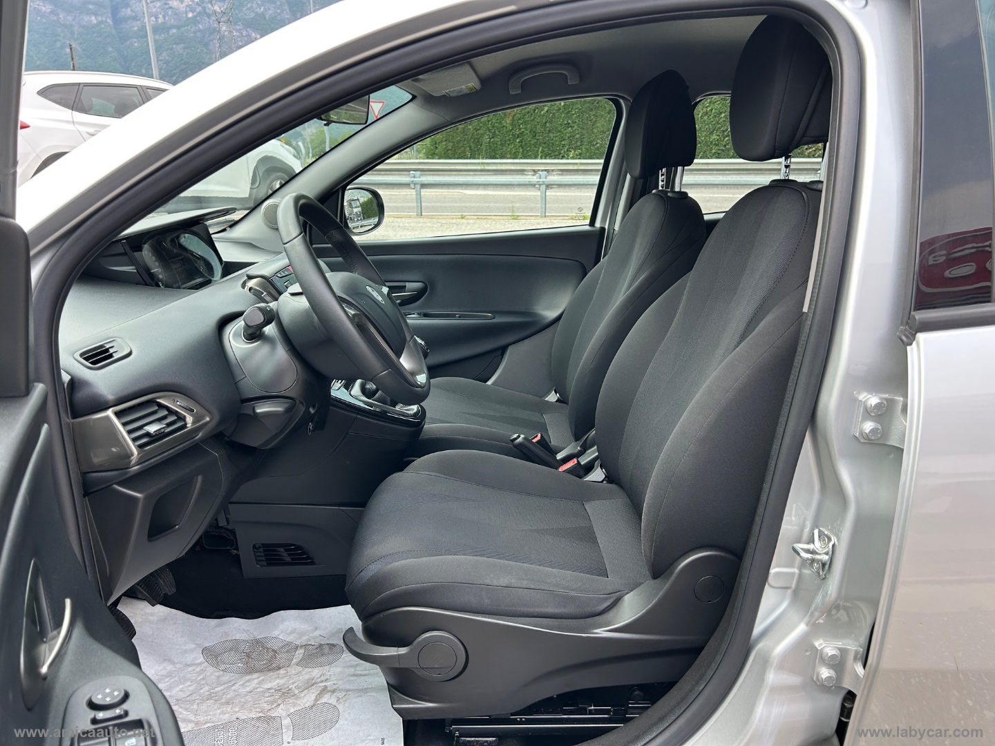 Ypsilon 1.2 69 CV 5p. Gold - immagine 12