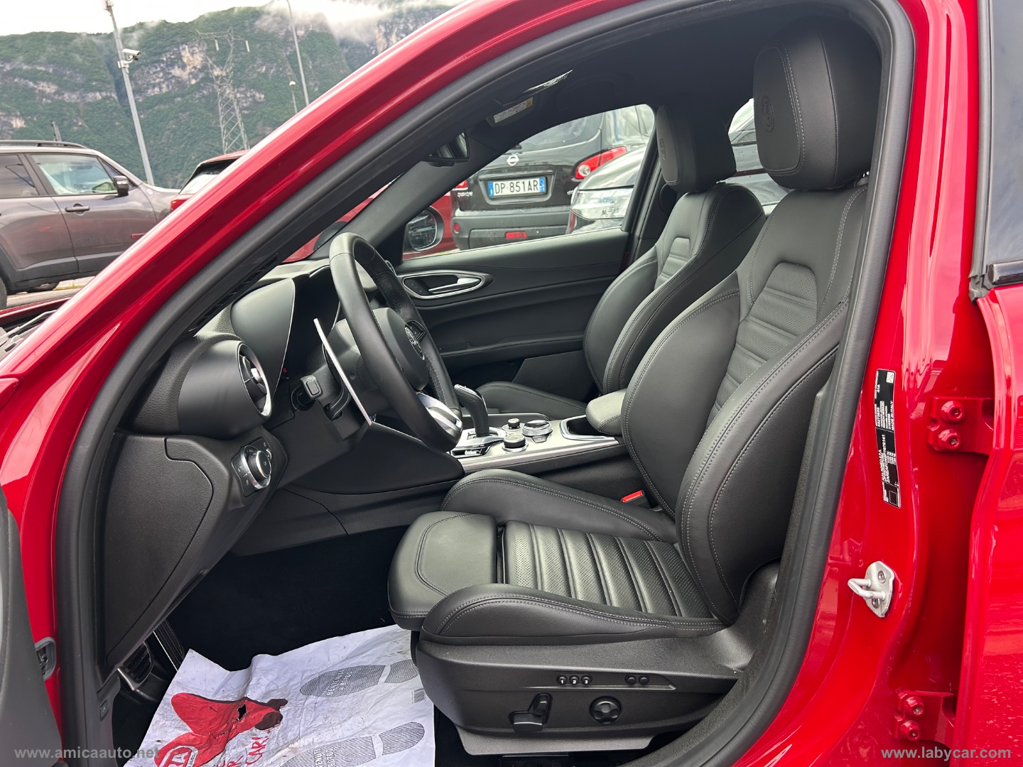 Giulia 2.0 Turbo 280CV AT8 AWD Q4 Veloce - immagine 12