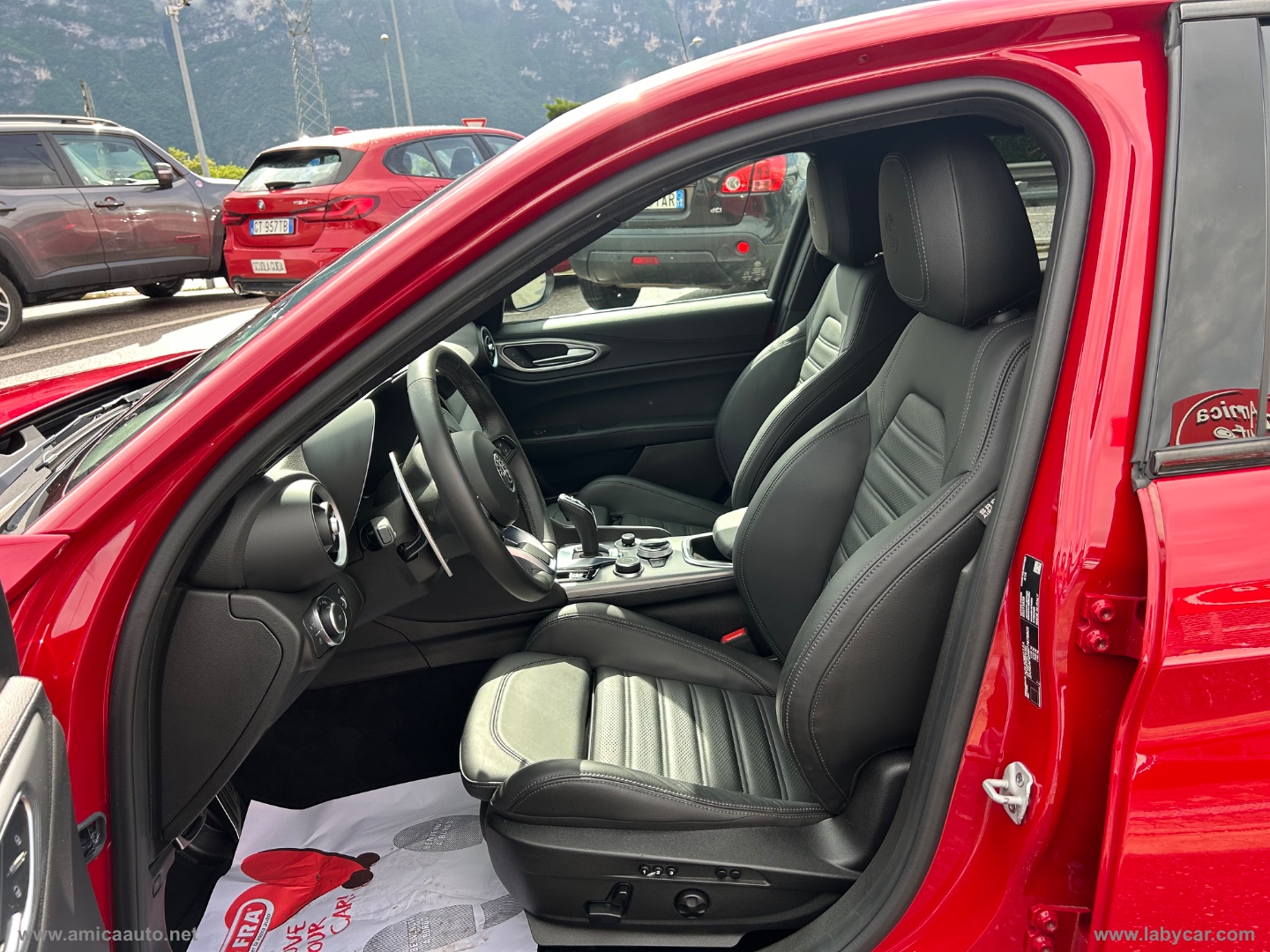 Giulia 2.0 Turbo 280CV AT8 AWD Q4 Veloce KM 10.700 - immagine 12