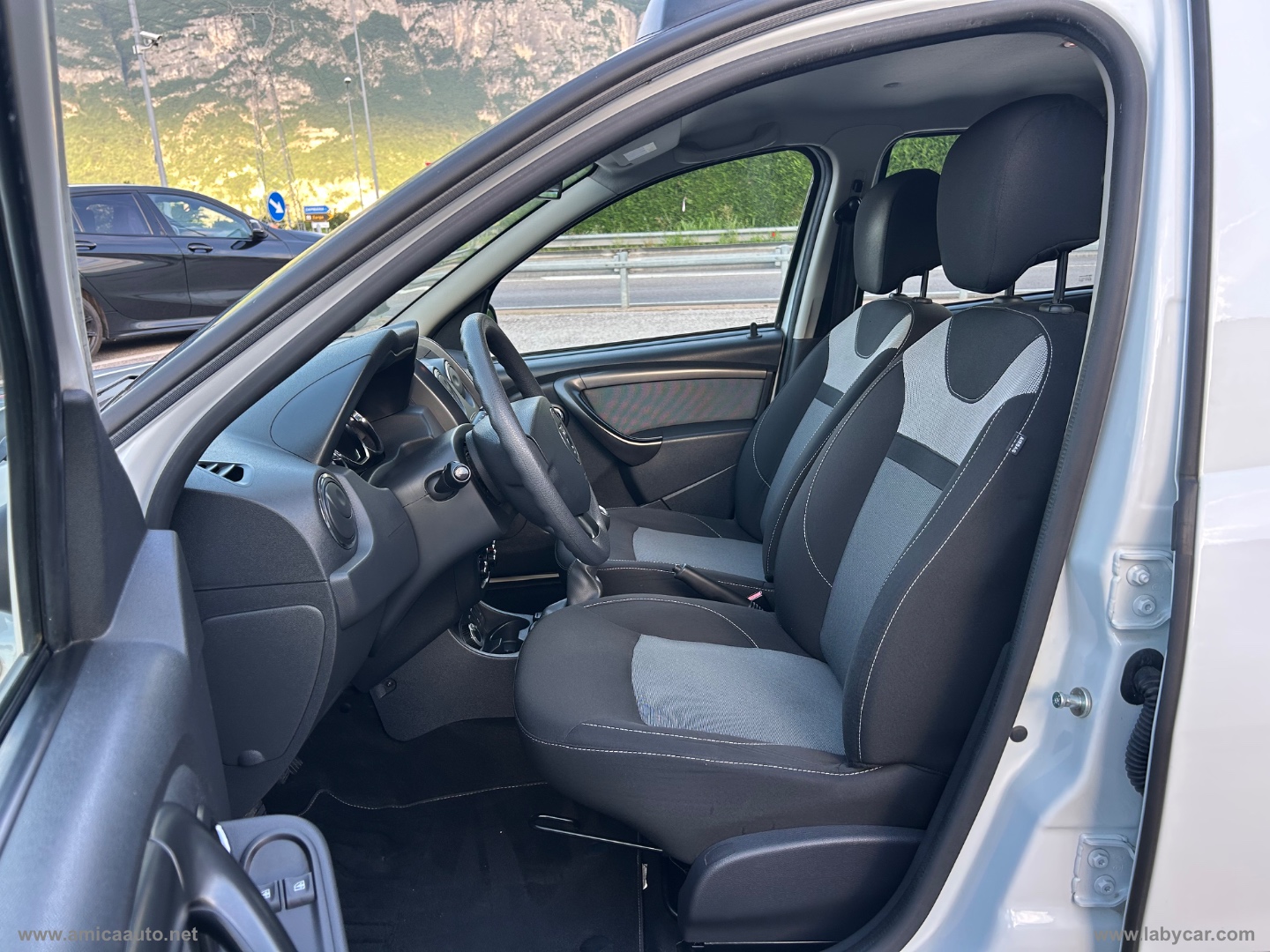 Duster 1.5 dCi 110 CV S&S 4x4 Lauréate - immagine 12