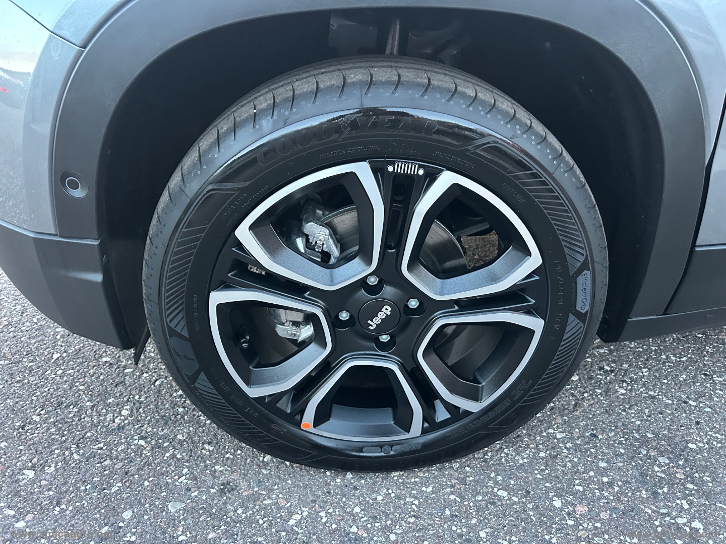 Avenger 1.2 Turbo 110CV e-Hybr. Summit VERNICE BICOLORE GRIGIO GRANITE/TETTO NERO - immagine 12