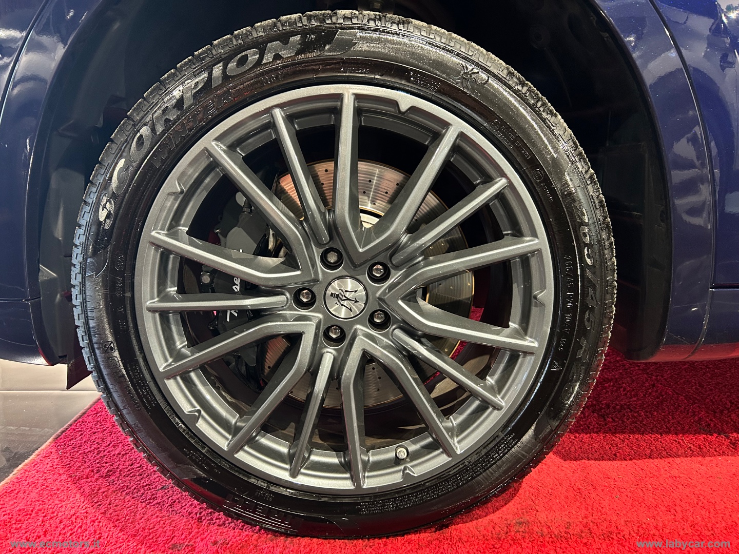 Levante V6 Diesel 275 CV AWD Granlusso - immagine 12