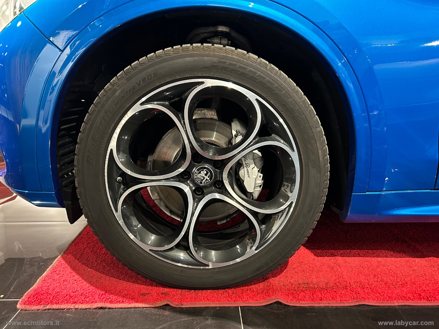 Stelvio 2.0 Turbo 280 CV AT8 Q4 Veloce - immagine 12
