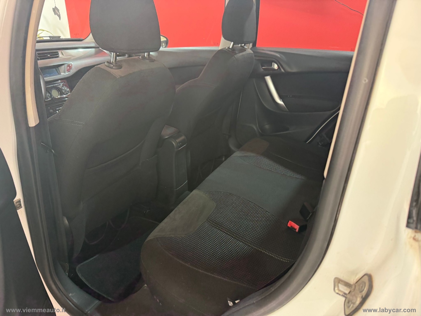 C3 1.2 VTi 82 Exclusive - immagine 12