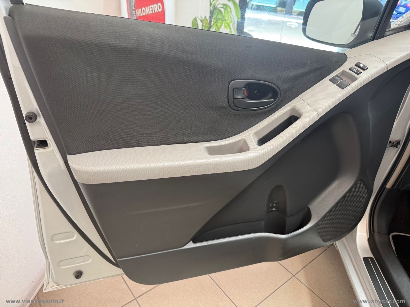Yaris 1.0 5p. Now - immagine 12