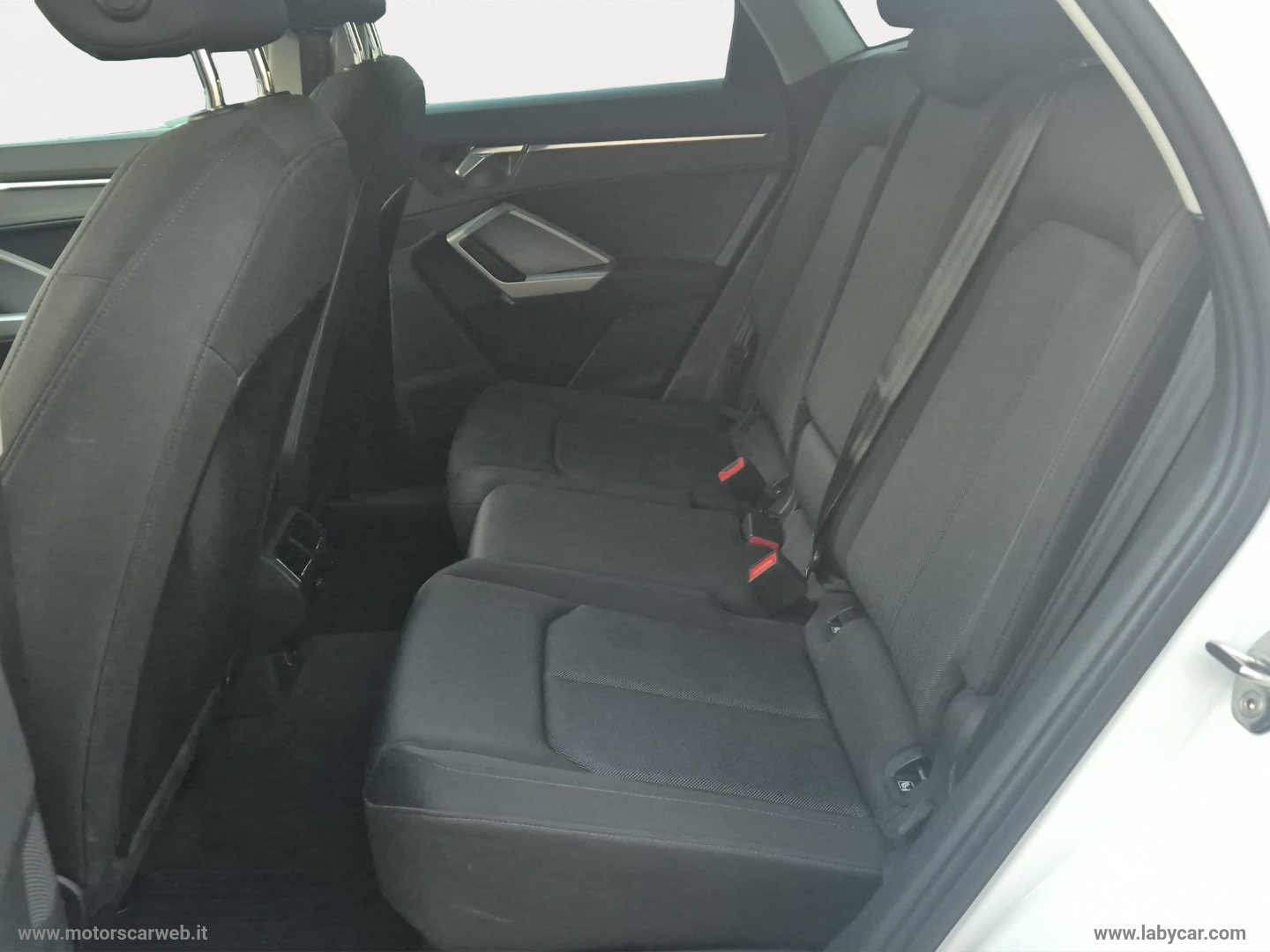 Q3 SPB 35 TDI S tronic Business Plus - immagine 12