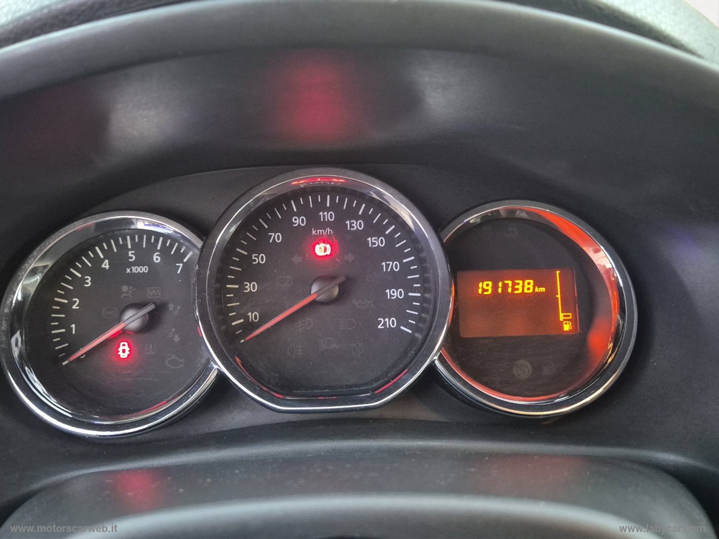 Sandero 0.9 TCe 12V T-GPL 90 CV S&S Amb. - immagine 12