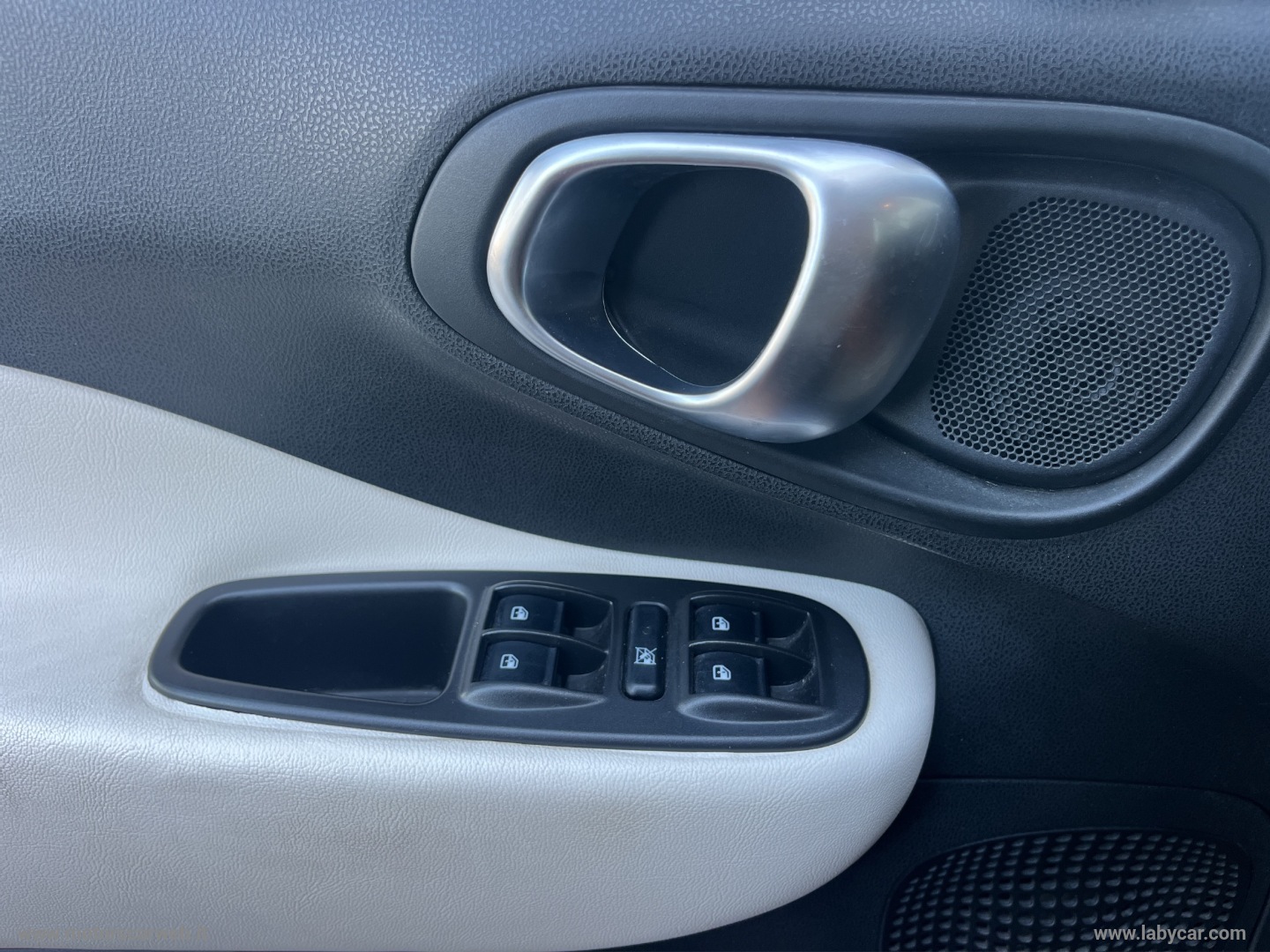 500L 1.3 MJT 95 CV Trekking - immagine 12