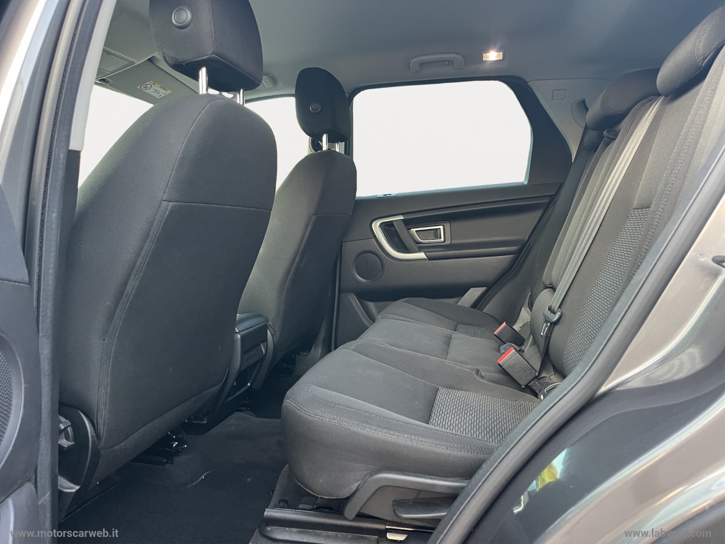 Discovery Sport 2.0 TD4 150CV Door All Wheel Drive - immagine 12