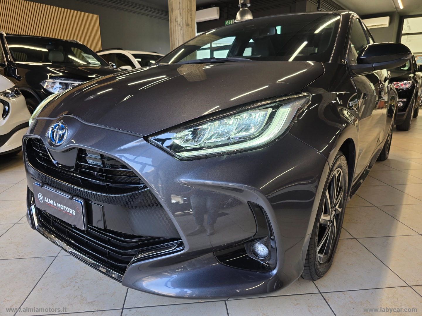 Yaris 1.5 Hybrid 5p. Lounge - immagine 12