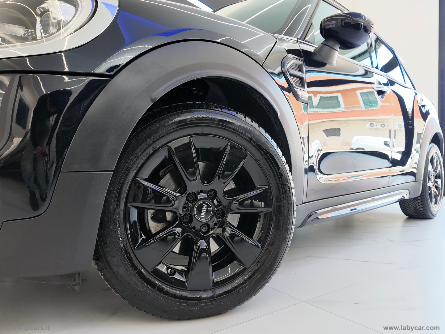 Mini Cooper D Business Countryman Aut. - immagine 12