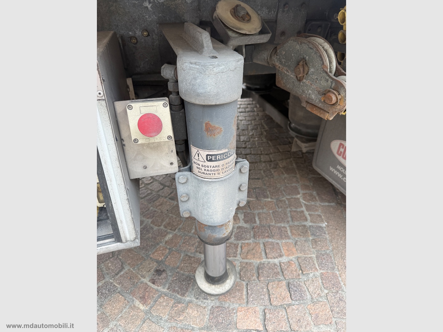 MIDLUM 150DCI CARRO ATTREZZI COMEAR SEA 200 PATENTE C IVA ESPOSTA - immagine 12