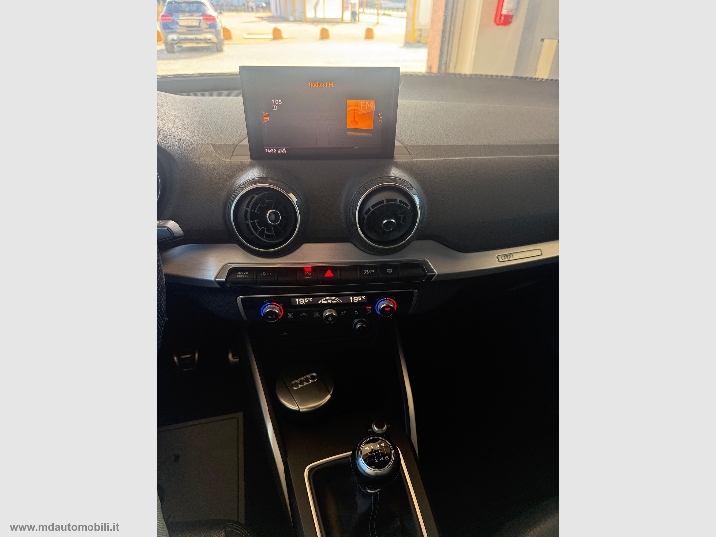 Q2 1.6 TDI Sport S-LINE INTERNO ESTERNO - immagine 12