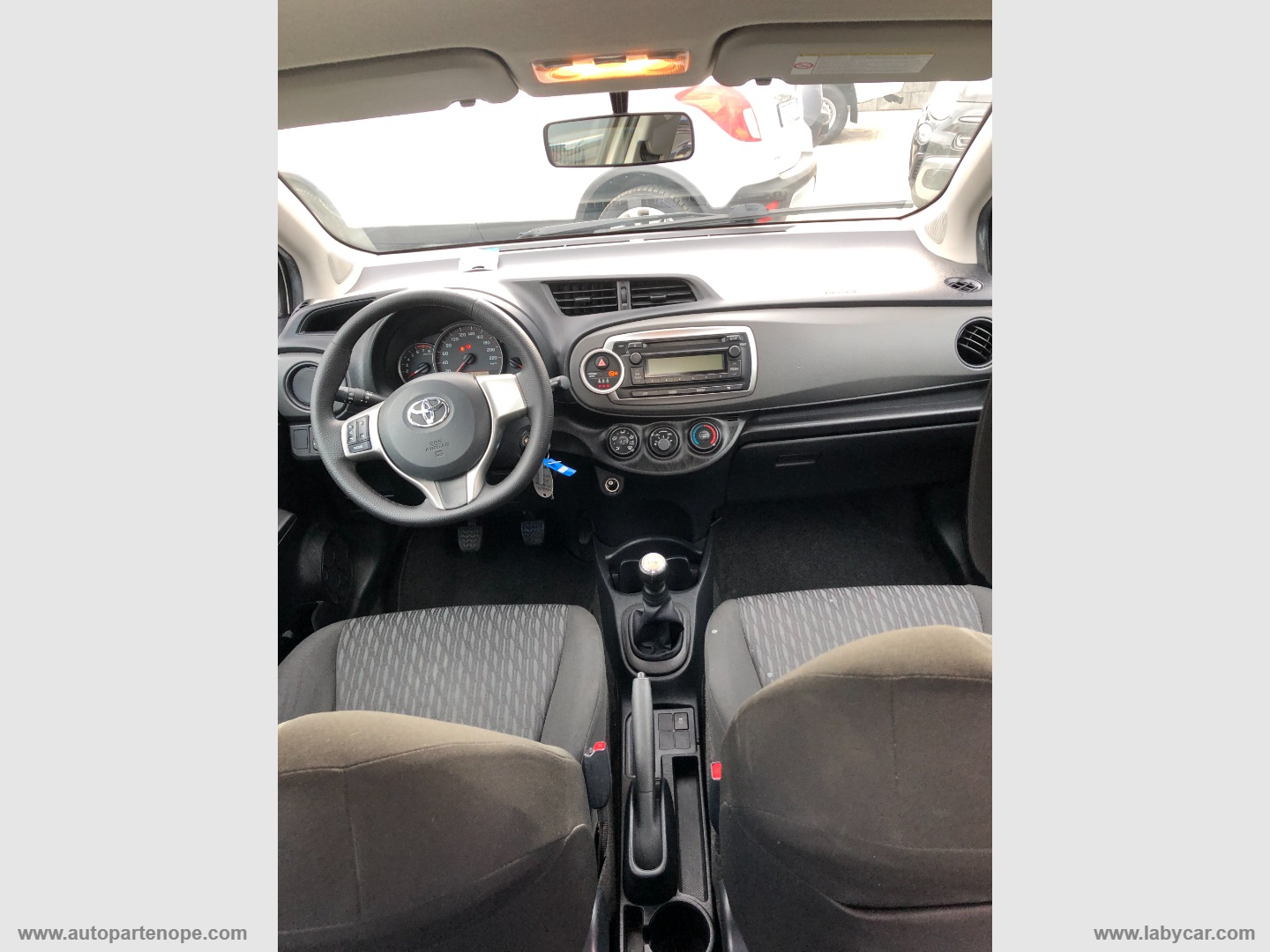 Yaris 1.0 5p. Active - immagine 12