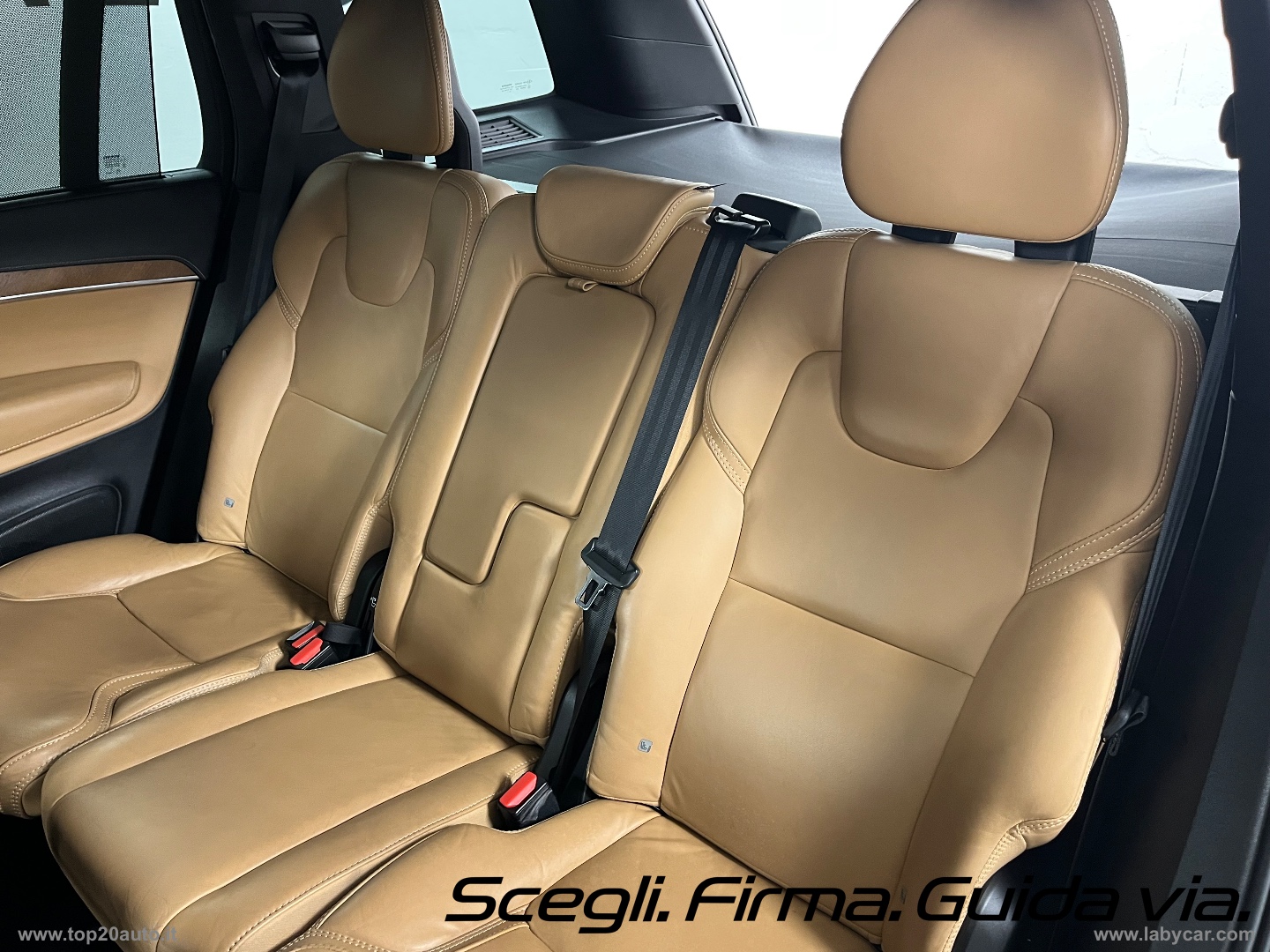 XC90 D5 AWD Geartronic Inscription|TOTAL BLACK|PELLE TOTALE - immagine 12